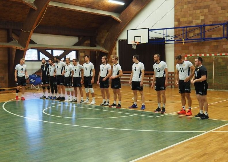 TJ Lokomotiva Česká Lípa X VK Lvi Praha B 3:1 (-16,12,16,16)