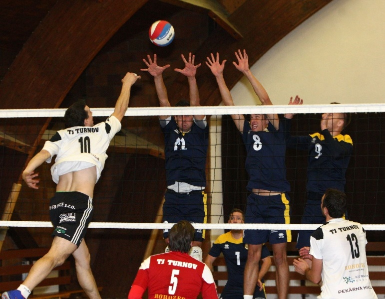 Z Turnova pouze dva body